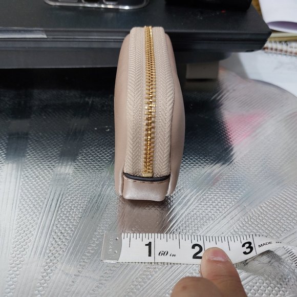 Guess Los Angeles Mini Keychain Clip Case Pouch Small 2 COLORS TO CHOOSE FROM - Picture 12 of 12